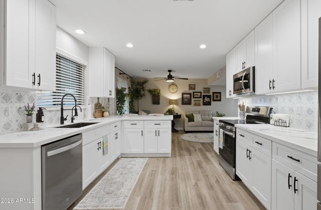 12618 W PAINTBRUSH Drive, Sun City West, AZ 85375