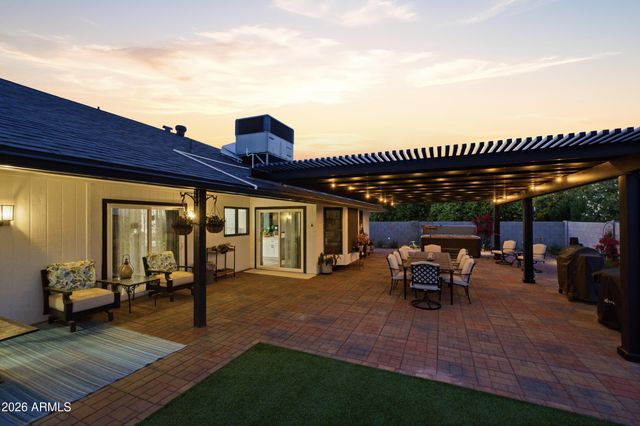 12618 W PAINTBRUSH Drive, Sun City West, AZ 85375