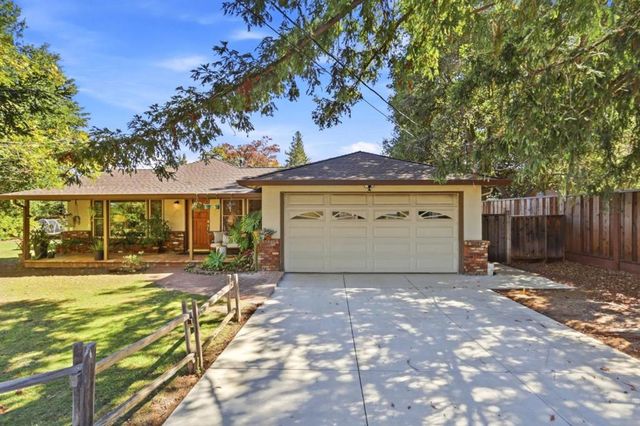 717 Belden Drive, Los Altos, CA 94022