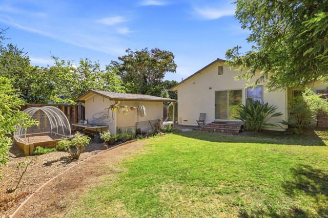 717 Belden Drive, Los Altos, CA 94022