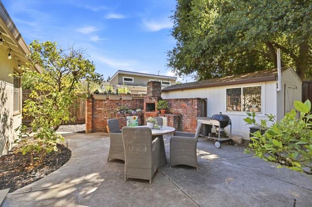 717 Belden Drive, Los Altos, CA 94022