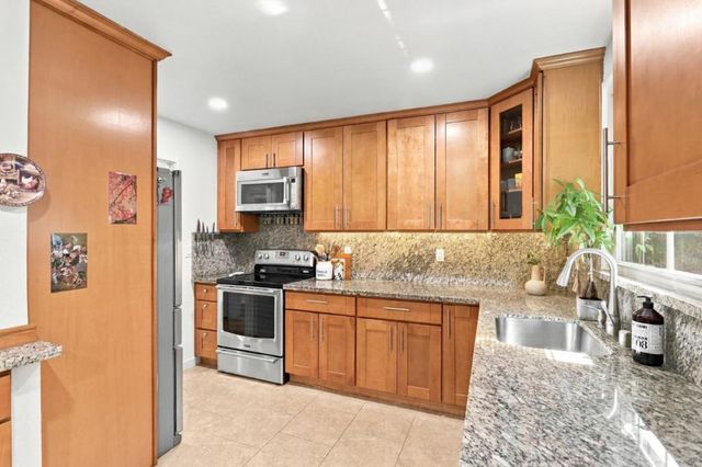 717 Belden Drive, Los Altos, CA 94022