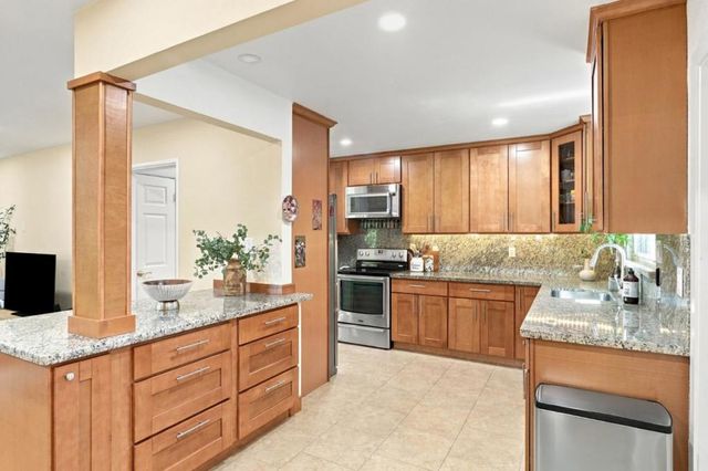 717 Belden Drive, Los Altos, CA 94022