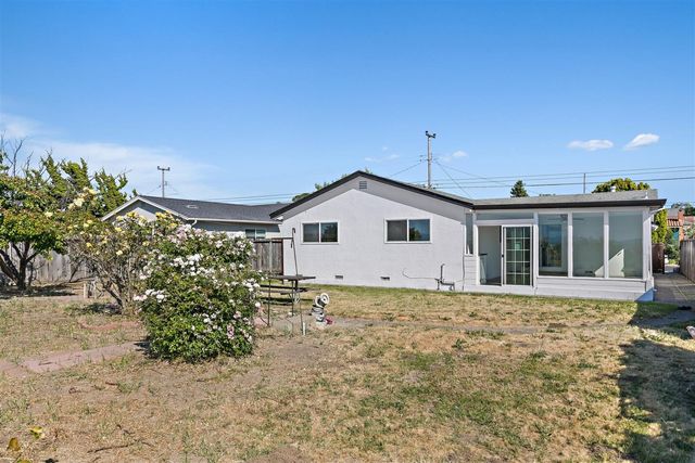 2167 Cypress Avenue, San Pablo, CA 94806