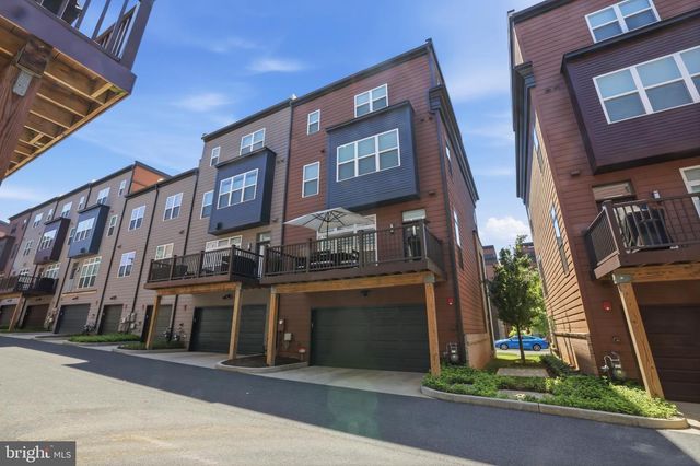 3913 CRANES BILL CT, Rockville, MD 20852