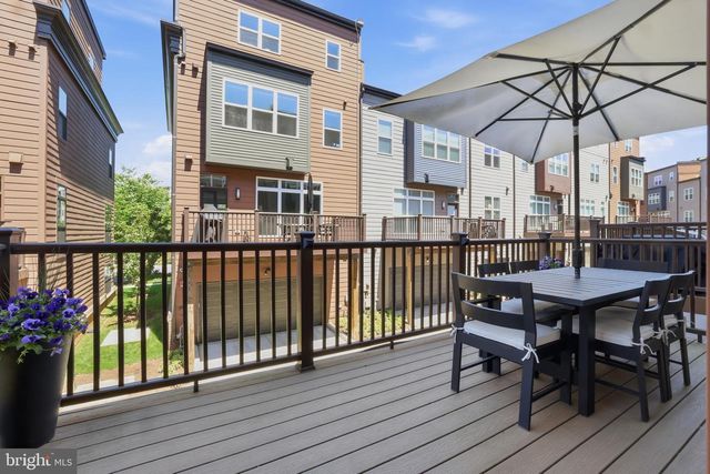 3913 CRANES BILL CT, Rockville, MD 20852