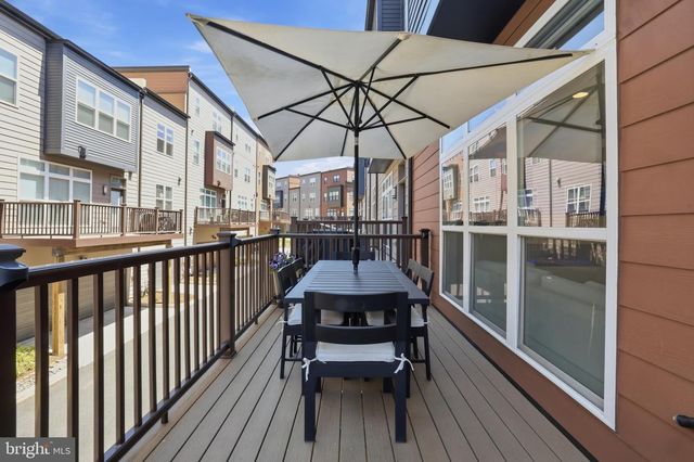 3913 CRANES BILL CT, Rockville, MD 20852