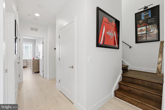 3913 CRANES BILL CT, Rockville, MD 20852