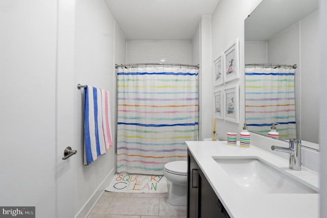 3913 CRANES BILL CT, Rockville, MD 20852