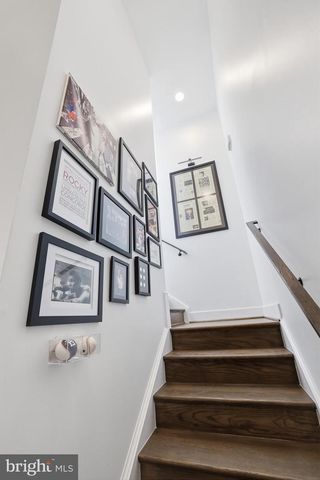 3913 CRANES BILL CT, Rockville, MD 20852