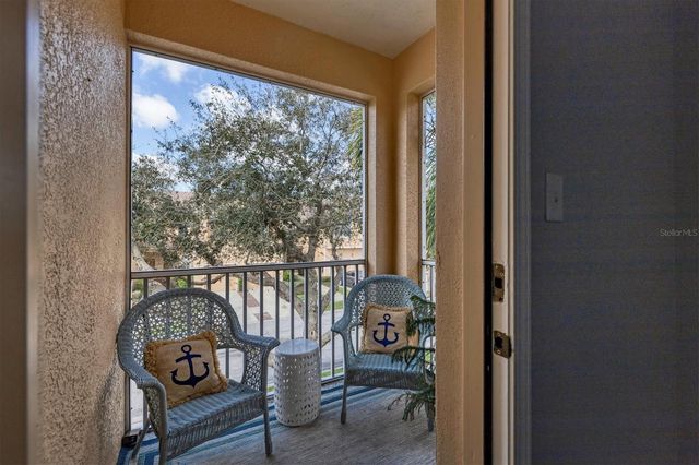 3774 PARKRIDGE CIRCLE 23-202, Sarasota, FL 34243