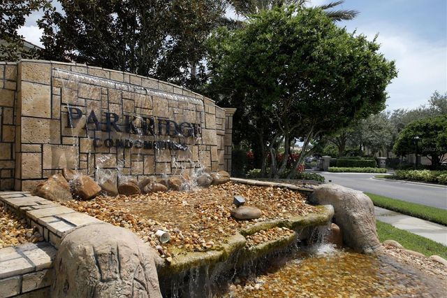 3774 PARKRIDGE CIRCLE 23-202, Sarasota, FL 34243