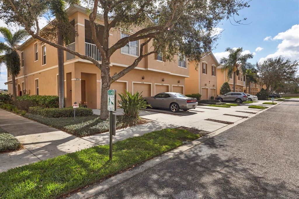 3774 PARKRIDGE CIRCLE 23-202, Sarasota, FL 34243