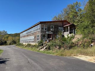 261 Cedar Point Road, Forsyth, MO 65653