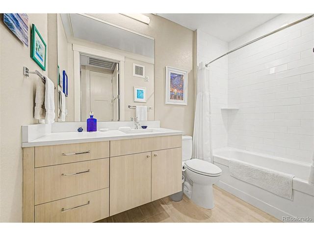 4885 S Monaco St 201, Denver, CO 80237