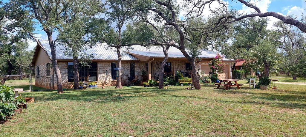 1508 Oakwood LOOP, San Marcos, TX 78666