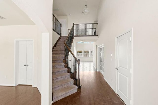 2218 Golden Bay Lane, Richmond, TX 77469