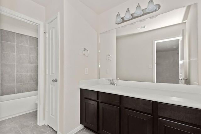 2218 Golden Bay Lane, Richmond, TX 77469