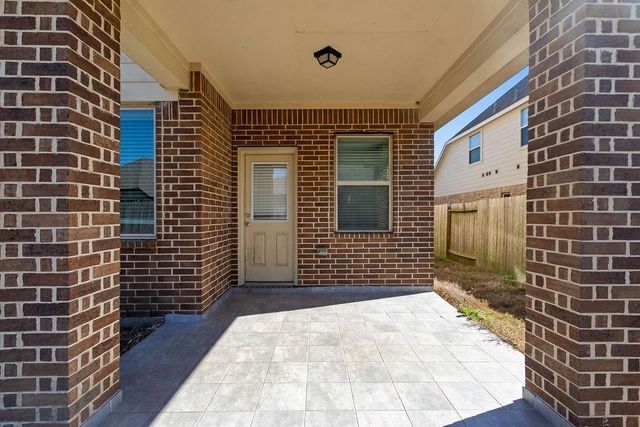 2218 Golden Bay Lane, Richmond, TX 77469