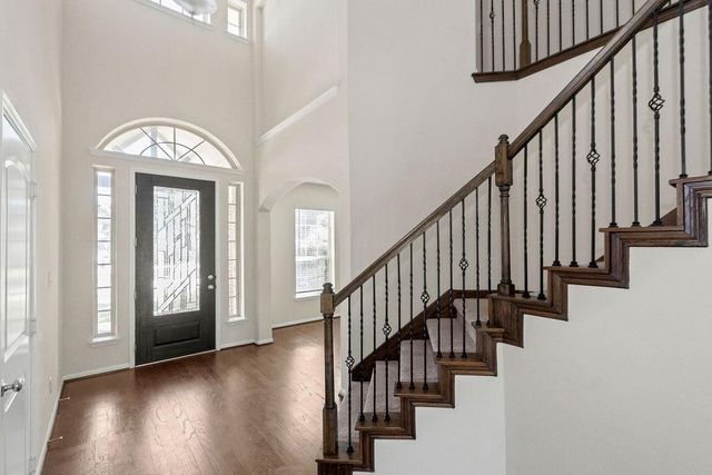 2218 Golden Bay Lane, Richmond, TX 77469