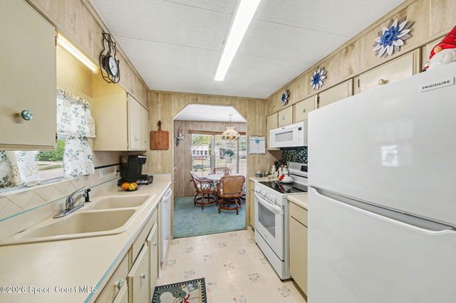 732 Dove Avenue, Port Orange, FL 32129