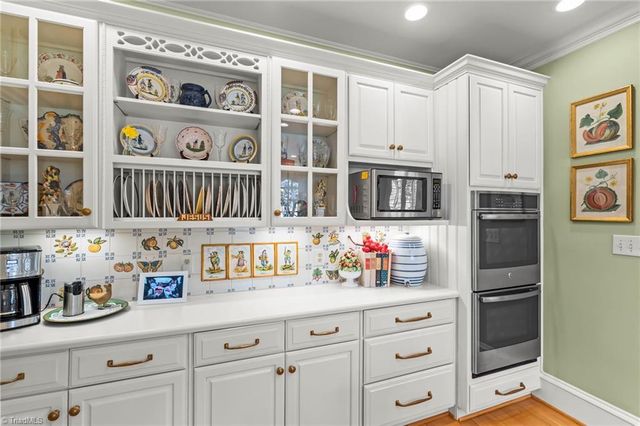 1212 Sturbridge Avenue, High Point, NC 27262