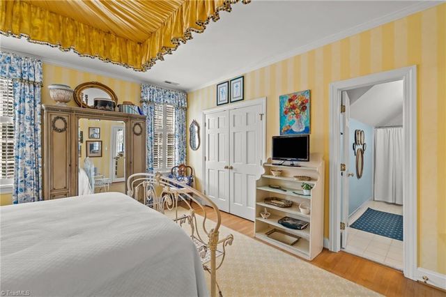 1212 Sturbridge Avenue, High Point, NC 27262