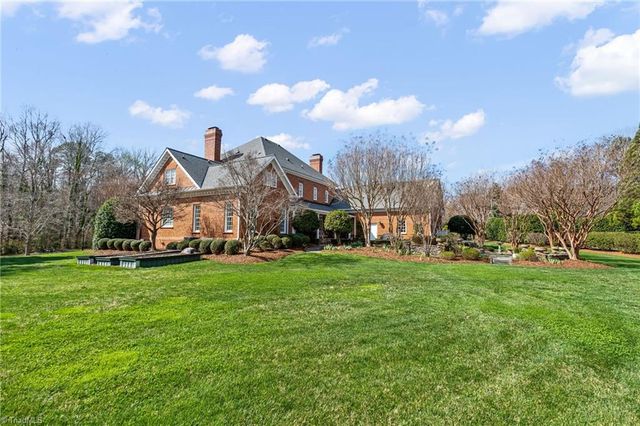 1212 Sturbridge Avenue, High Point, NC 27262