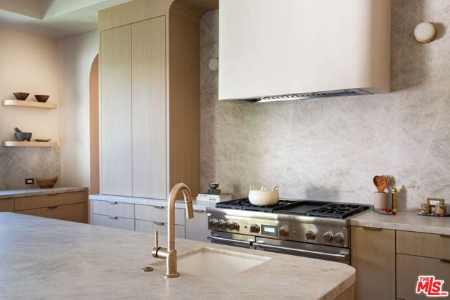 4170 Sunnyslope Avenue, Sherman Oaks, CA 91423