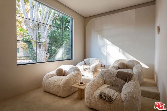 4170 Sunnyslope Avenue, Sherman Oaks, CA 91423