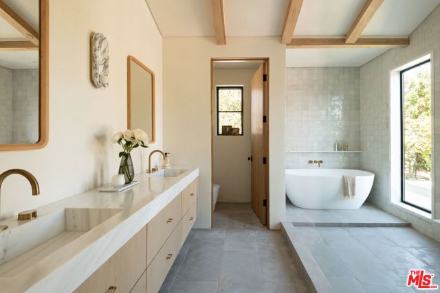 4170 Sunnyslope Avenue, Sherman Oaks, CA 91423