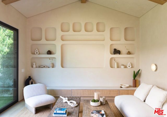 4170 Sunnyslope Avenue, Sherman Oaks, CA 91423