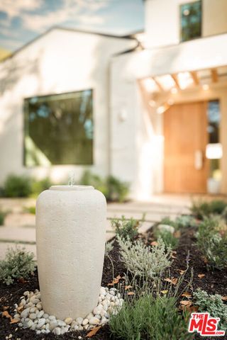 4170 Sunnyslope Avenue, Sherman Oaks, CA 91423