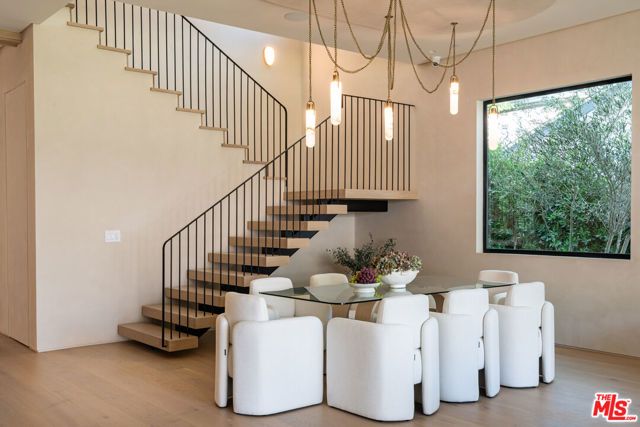 4170 Sunnyslope Avenue, Sherman Oaks, CA 91423