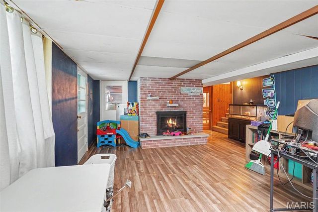 818 S Rapp Avenue, Columbia, IL 62236