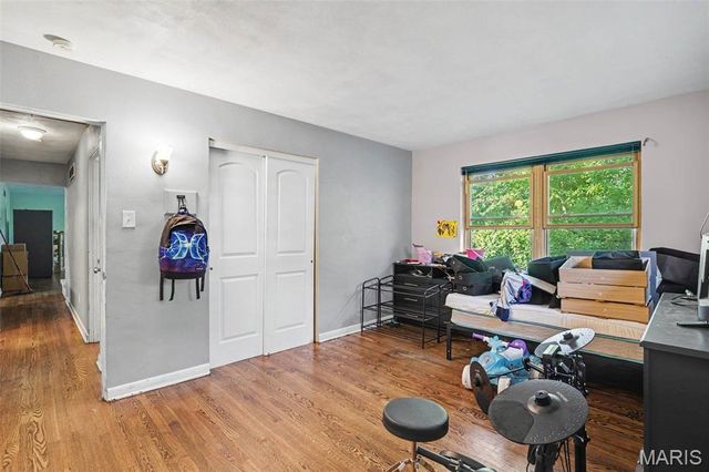 818 S Rapp Avenue, Columbia, IL 62236