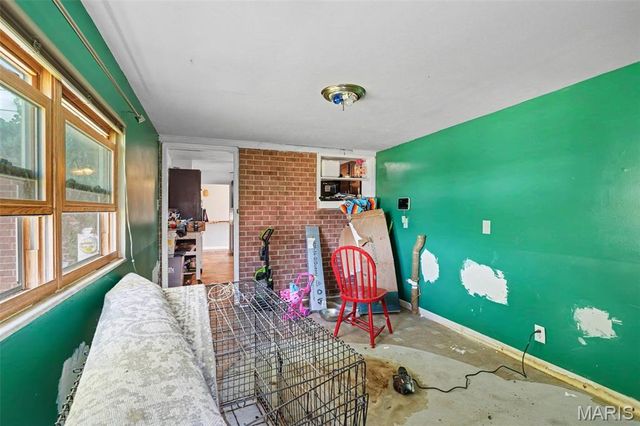 818 S Rapp Avenue, Columbia, IL 62236