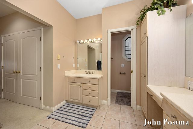 2441 Arundel Road, East Grand Rapids, MI 49506