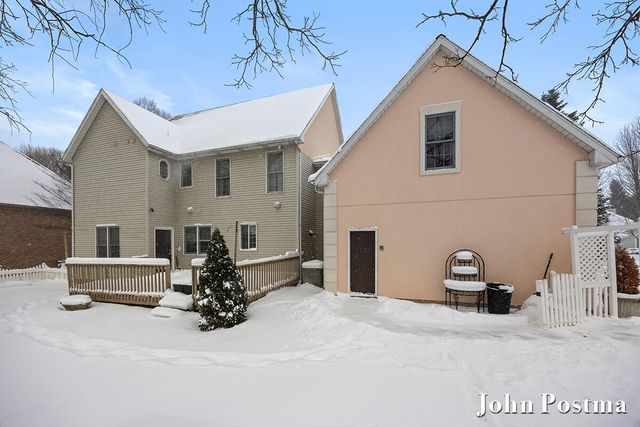 2441 Arundel Road, East Grand Rapids, MI 49506