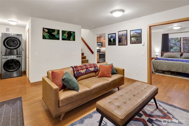 23 Granite Circle, Bellingham, WA 98229