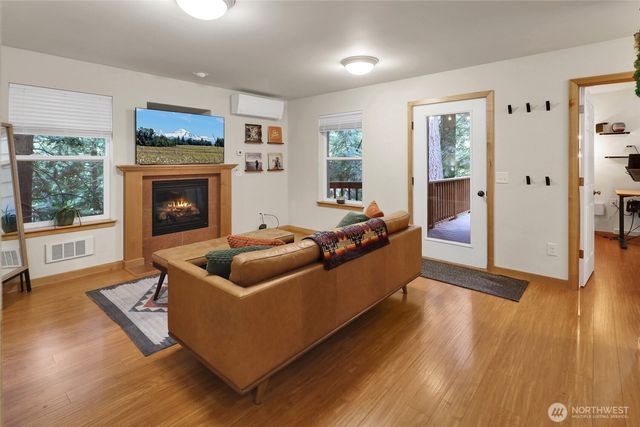 23 Granite Circle, Bellingham, WA 98229