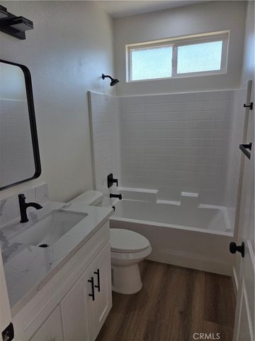 13968 Juniper Street, Hesperia, CA 92345