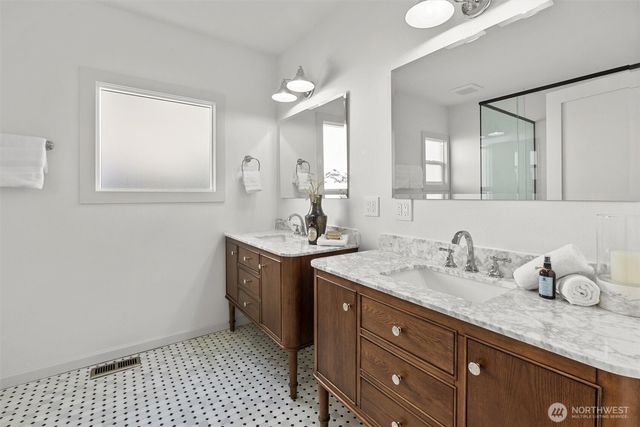 3020 17th Avenue S, Seattle, WA 98144