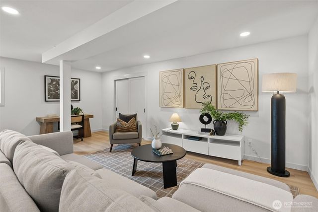 3020 17th Avenue S, Seattle, WA 98144