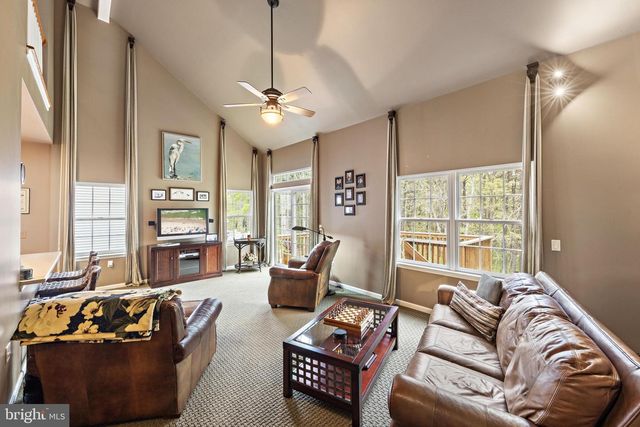 20 SPRING LAKE BLVD, Waretown, NJ 08758
