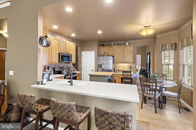 20 SPRING LAKE BLVD, Waretown, NJ 08758