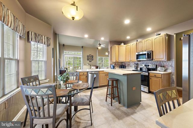 20 SPRING LAKE BLVD, Waretown, NJ 08758