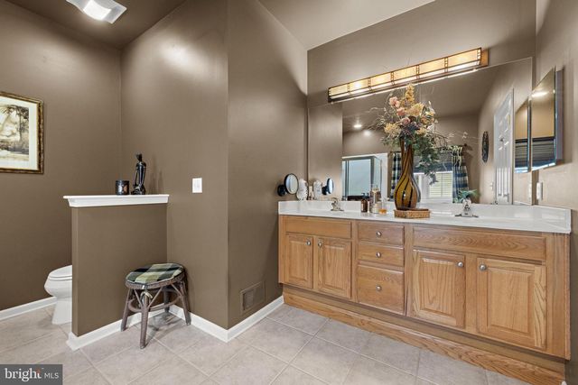 20 SPRING LAKE BLVD, Waretown, NJ 08758