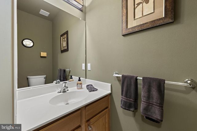 20 SPRING LAKE BLVD, Waretown, NJ 08758