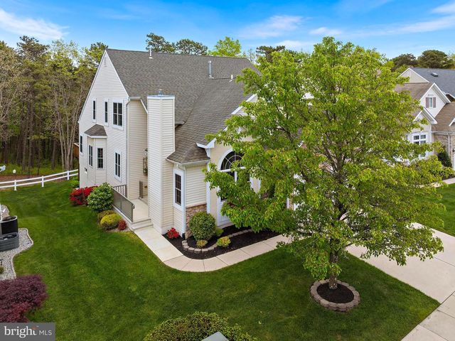 20 SPRING LAKE BLVD, Waretown, NJ 08758